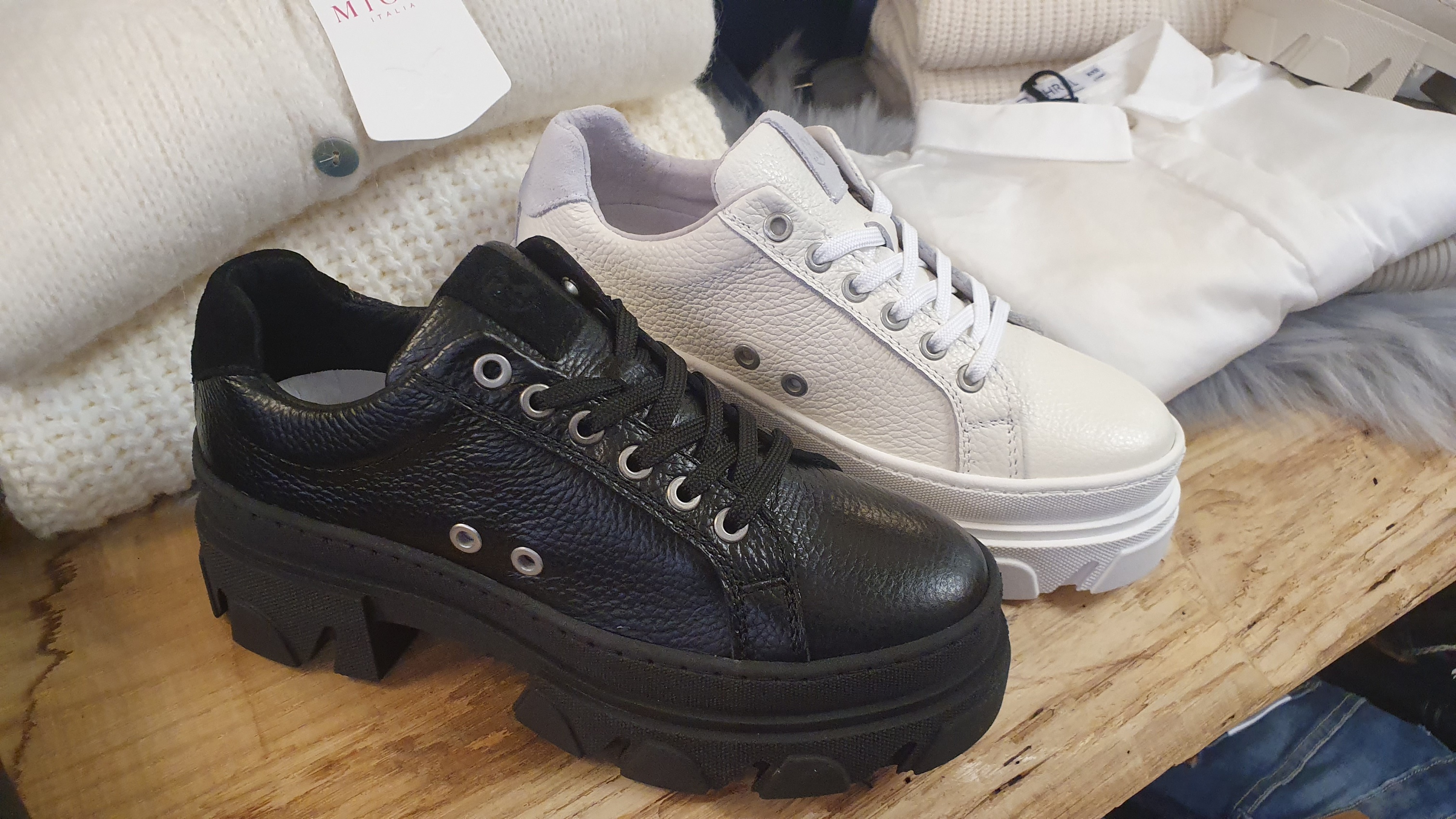 Post Xchange Shane 06 Damen Leder Sneaker Schnürschuhe