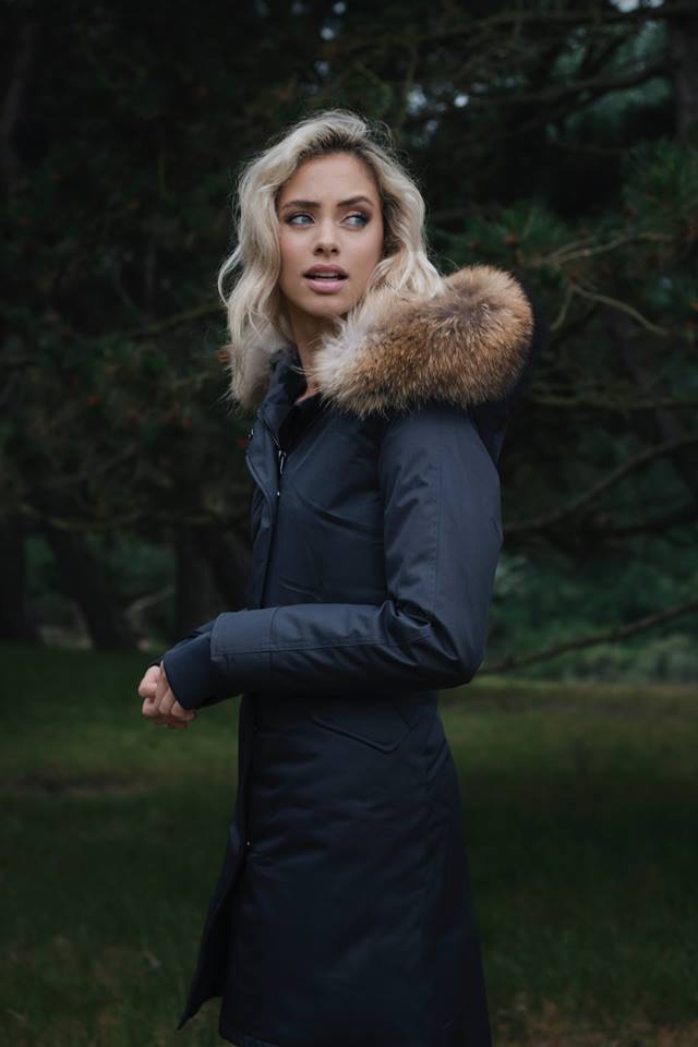 Airforce Fishtail Herringbone Parka  - schwarz mit natur Fellkragen