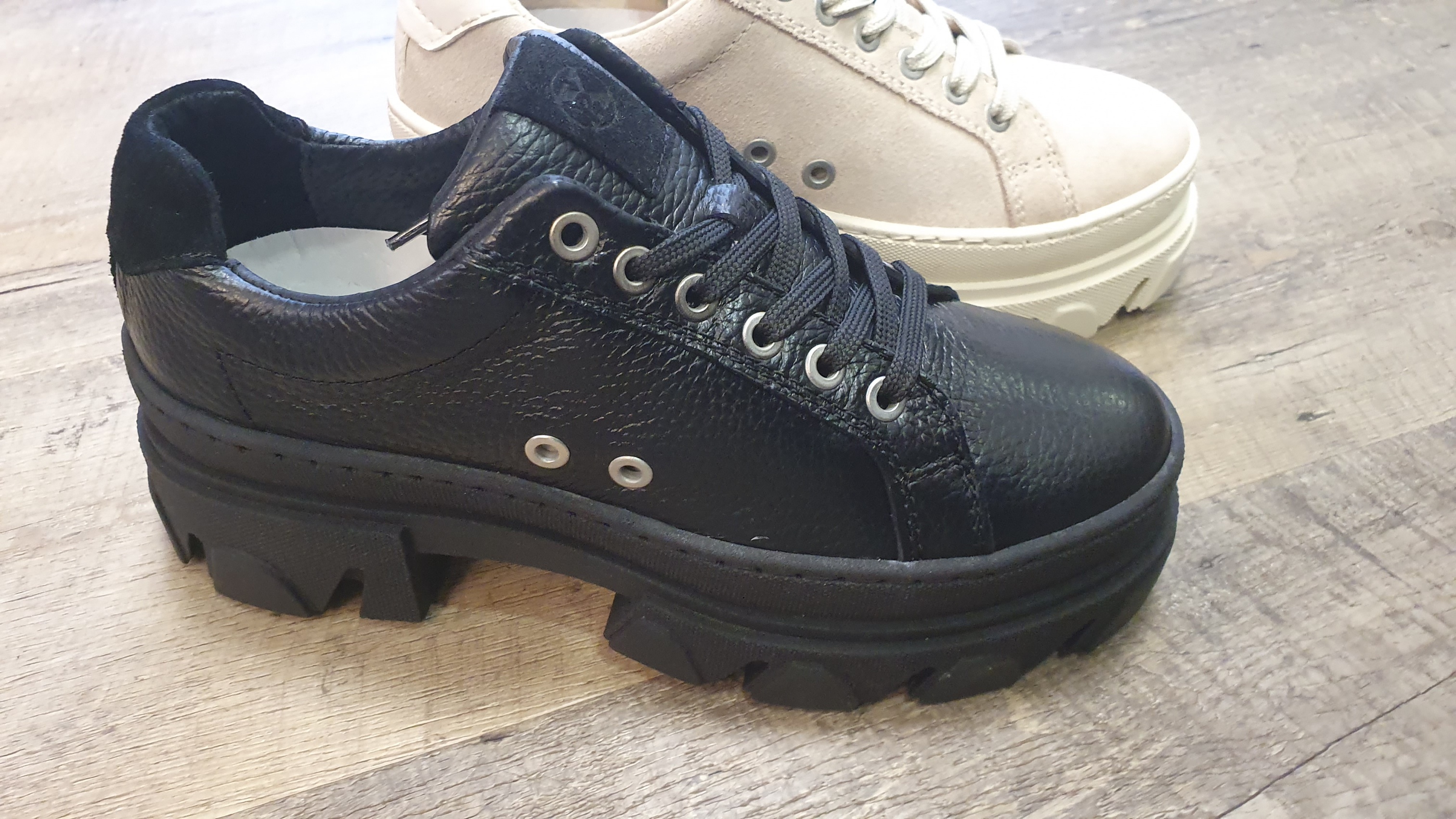 Post Xchange Shane 06 Damen Leder Sneaker Schnürschuhe