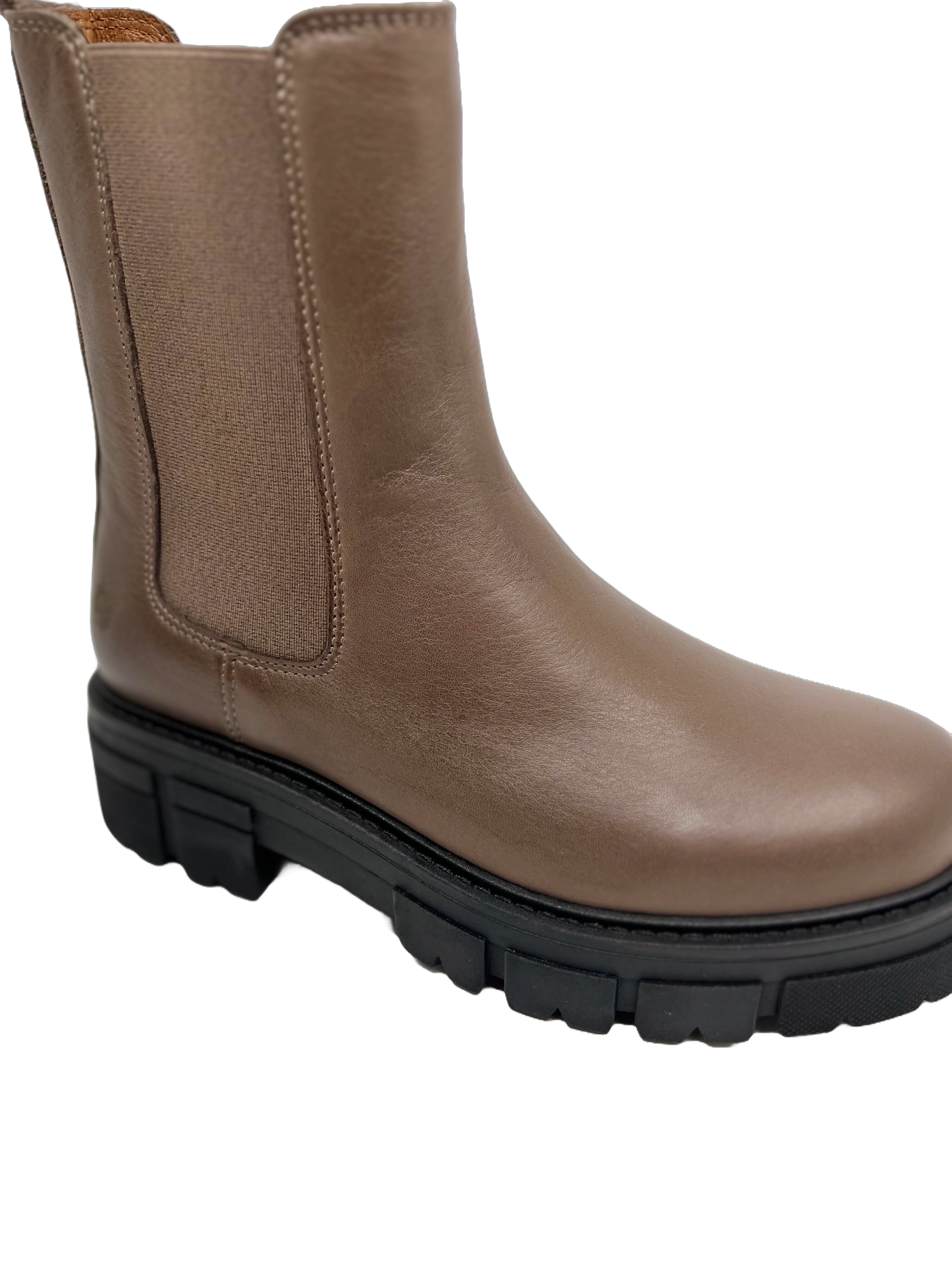 Apple of Eden Conny Chunky Damen Chelsea Boots -Glattleder
