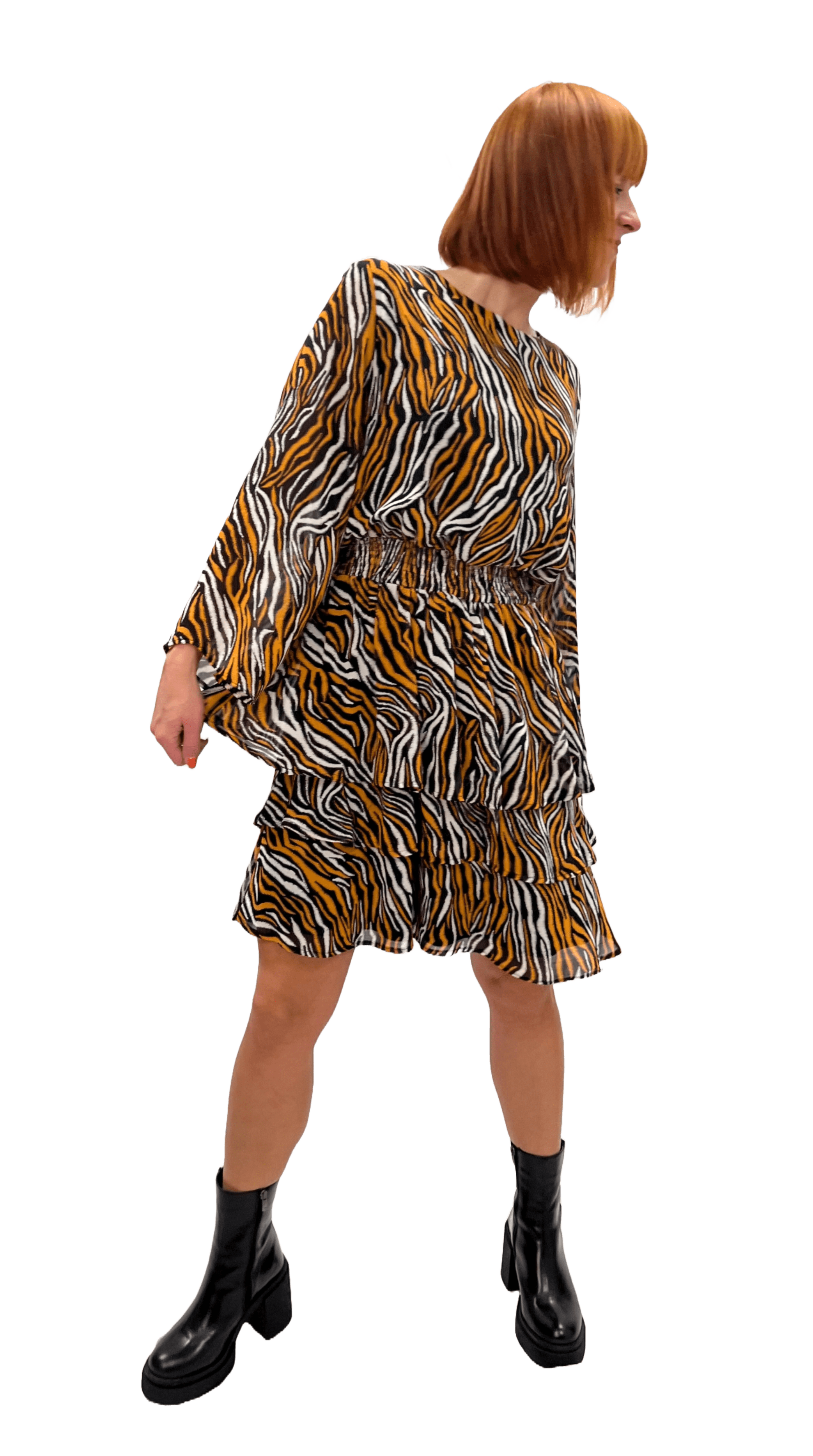 Sisters Point Nicilline-LS3 Damen Volant Kleid