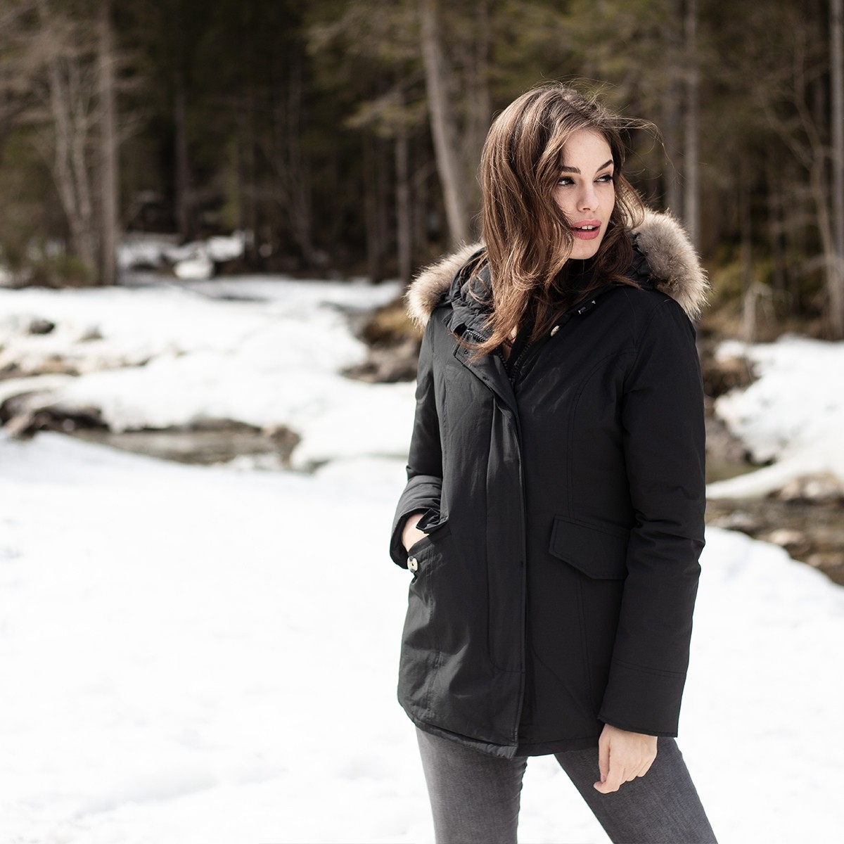 Airforce 2 Pocket Classic Parka Polyester Damen Jacke schwarz mit Fellkragen