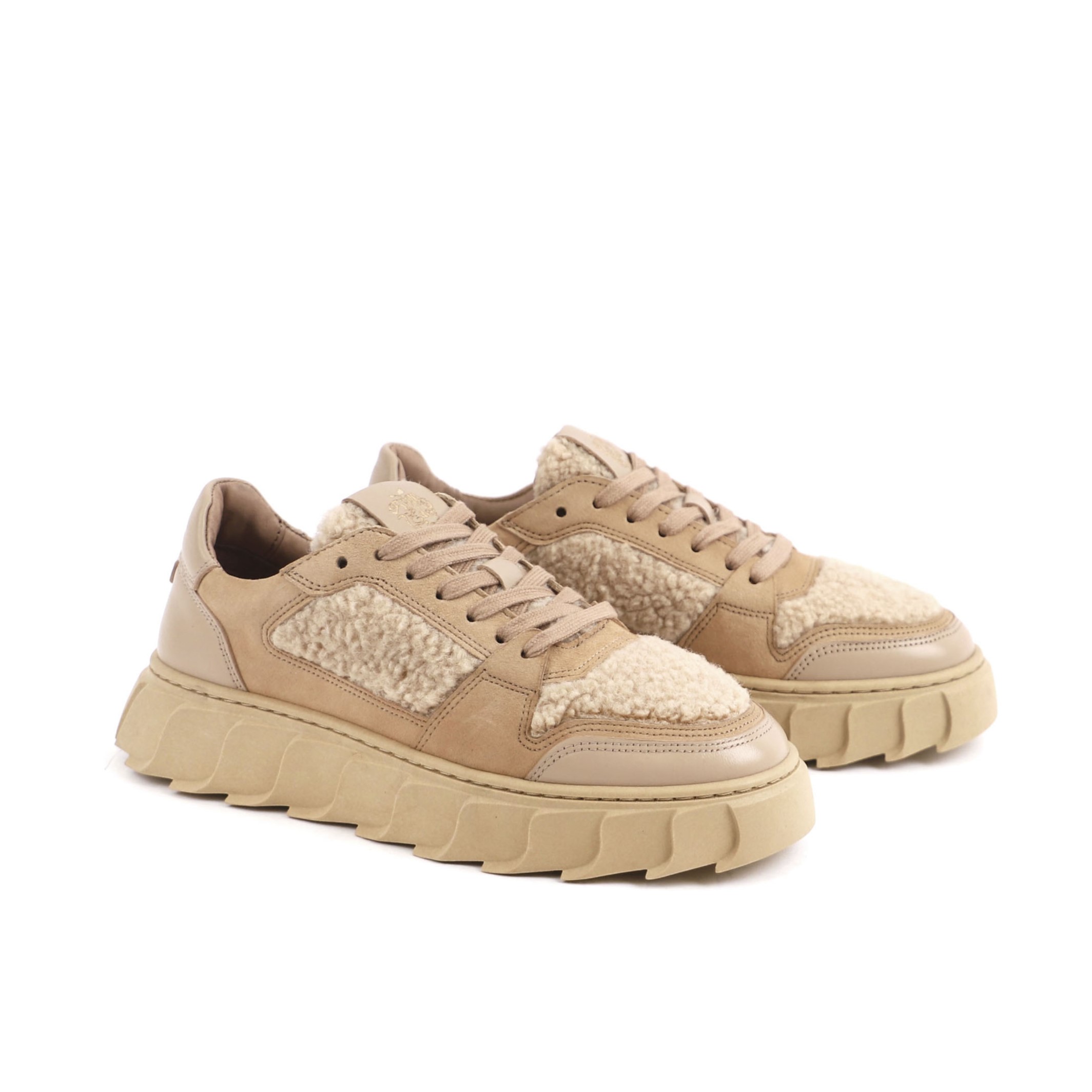 Apple of Eden London Damen Sneaker Teddy