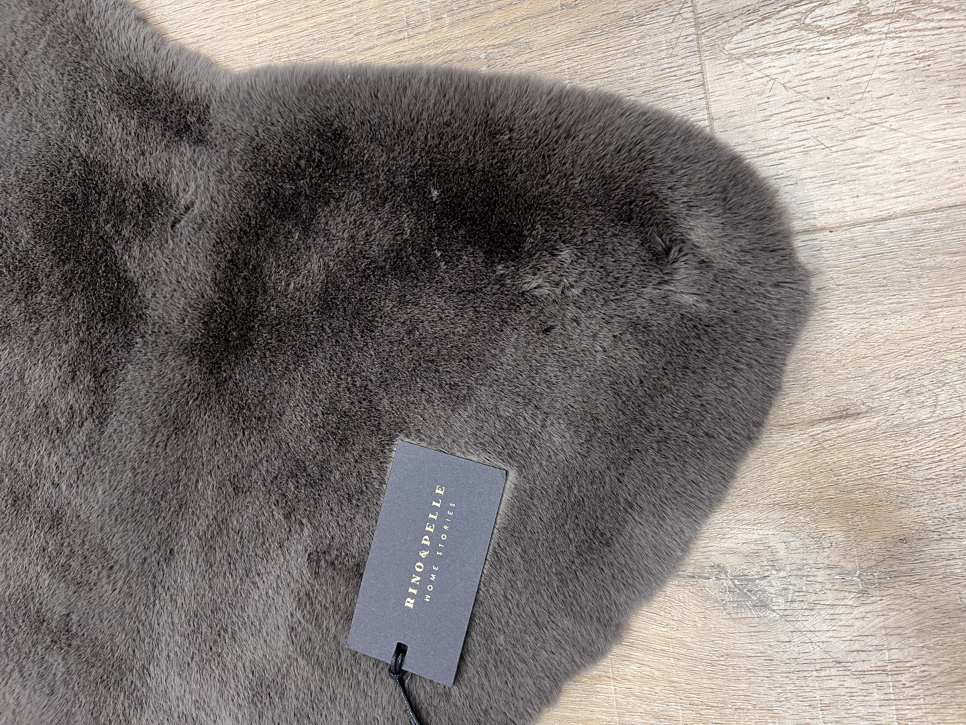 Rino & Pelle Roisa Home Teppich