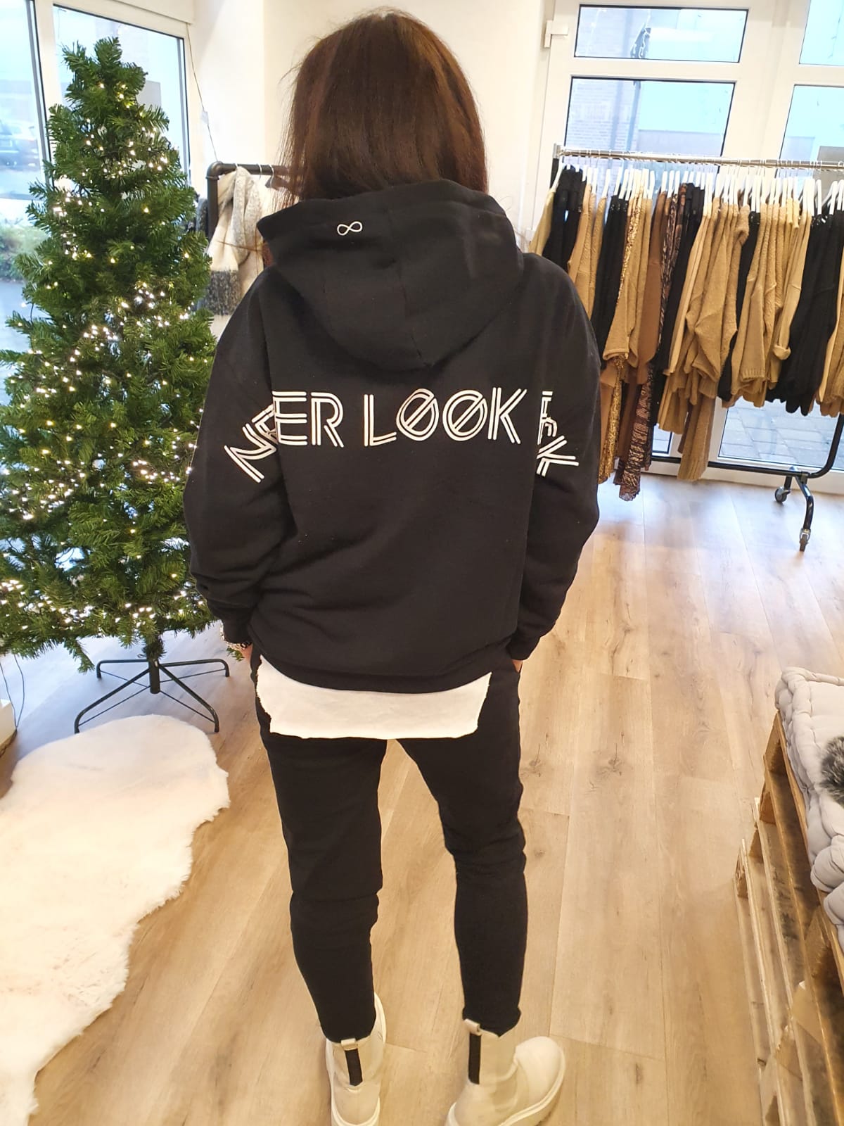 DSCVR Essentials Damen Jogger Hose