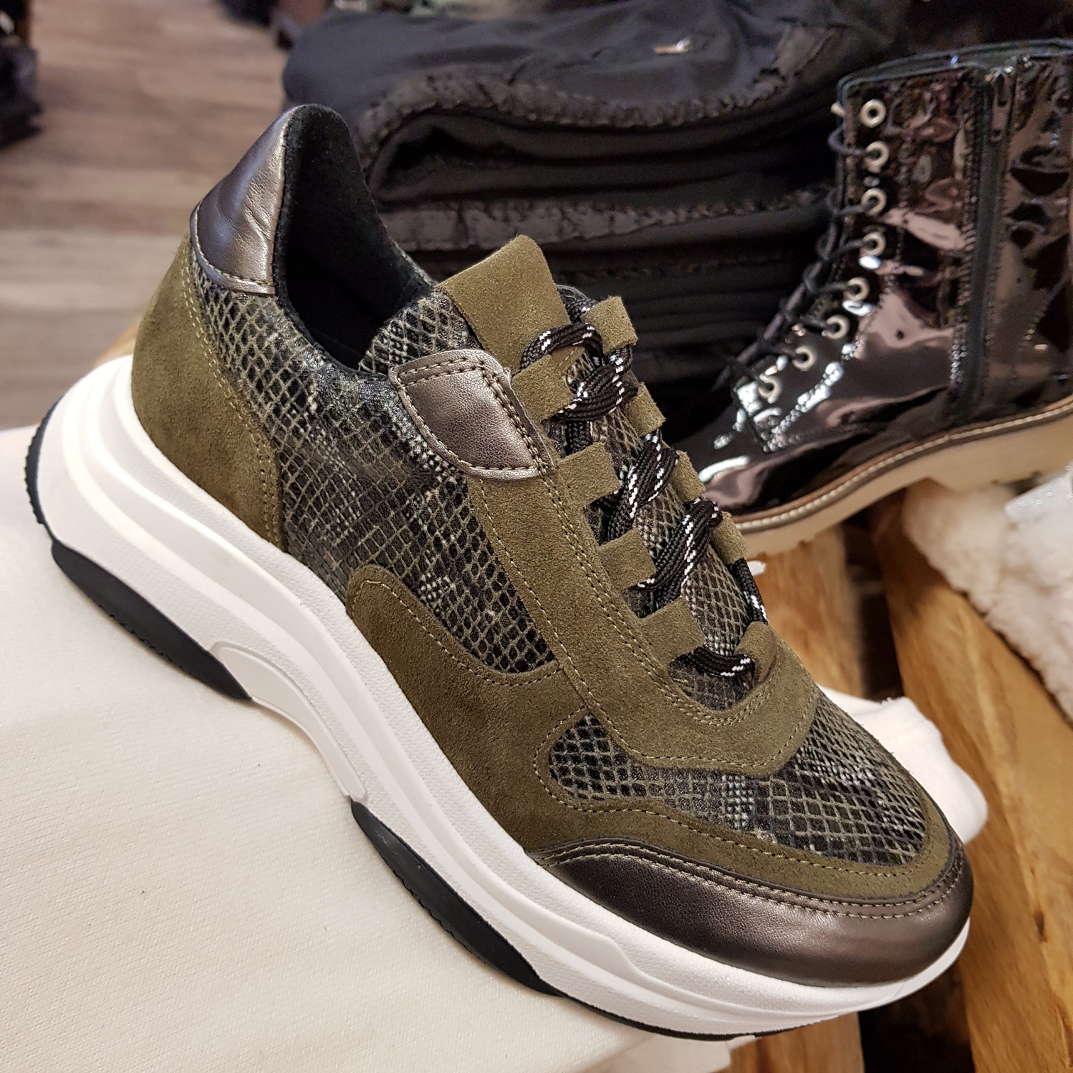SPM Katrie Ugly Plateau Sneaker Snake