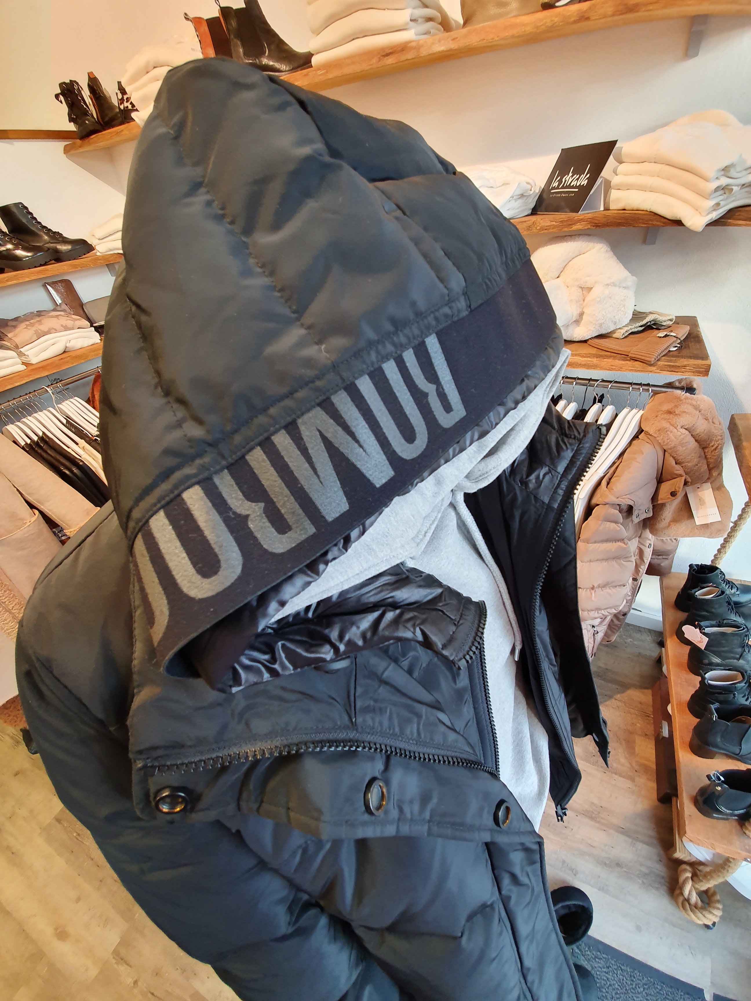 Bomboogie JW 5927 T MNQ 90 Damen Daunenjacke mit Logosaum