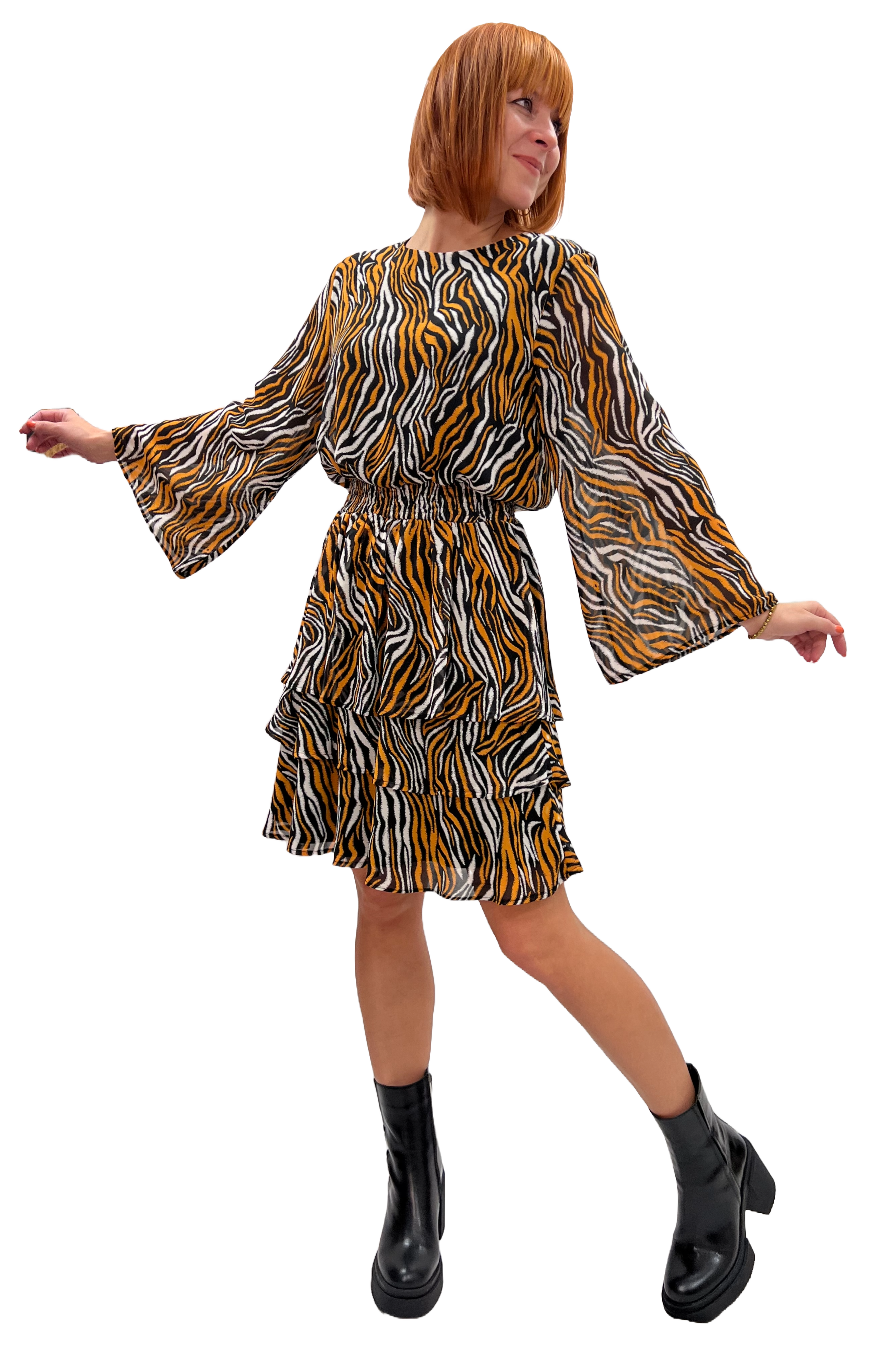 Sisters Point Nicilline-LS3 Damen Volant Kleid